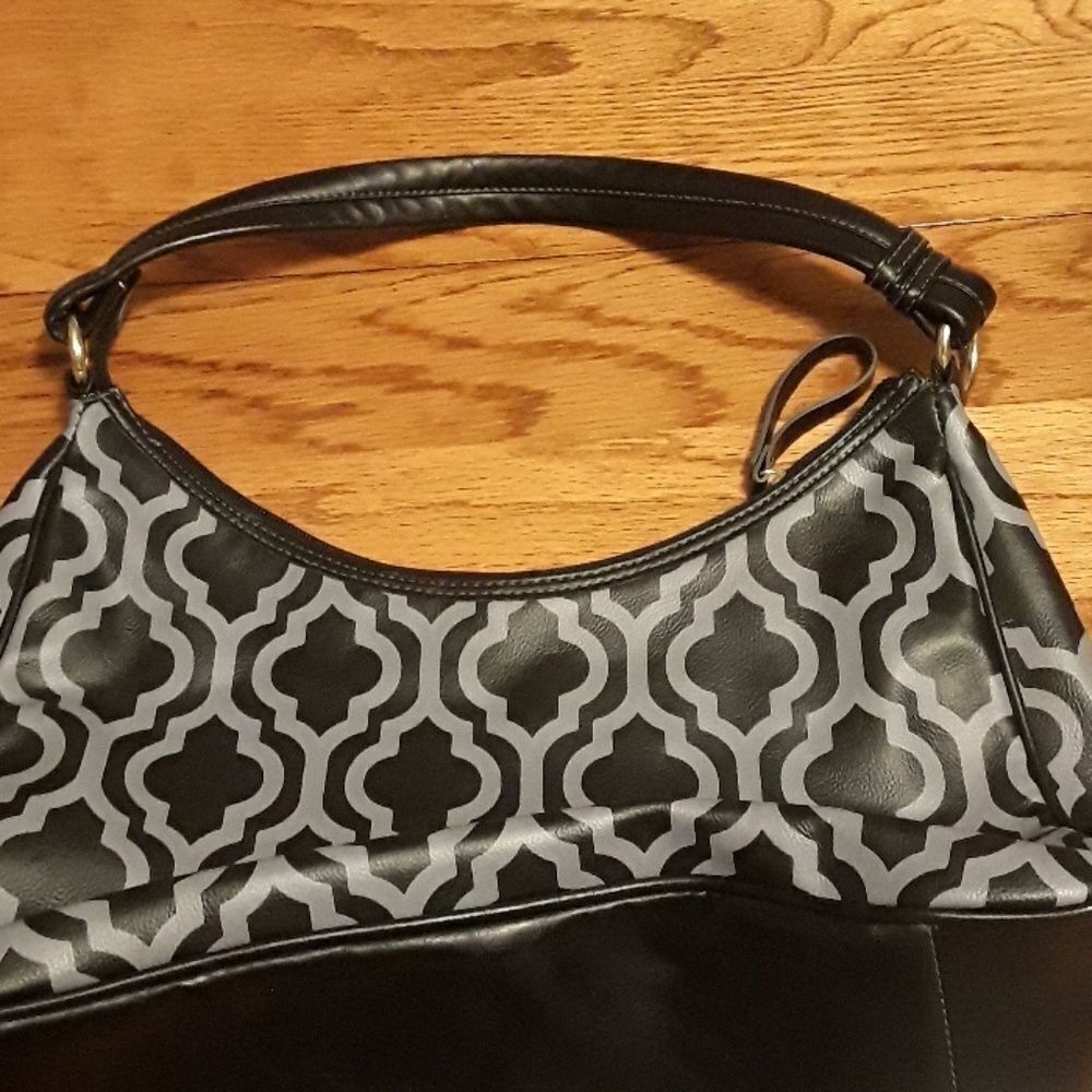 Xoxo Purse - Picture 2 of 6